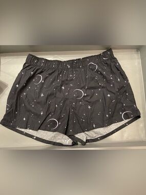 Hyde & Eek! Women’s Halloween Flannel Boxer Pajama Shorts Black Medium NWT